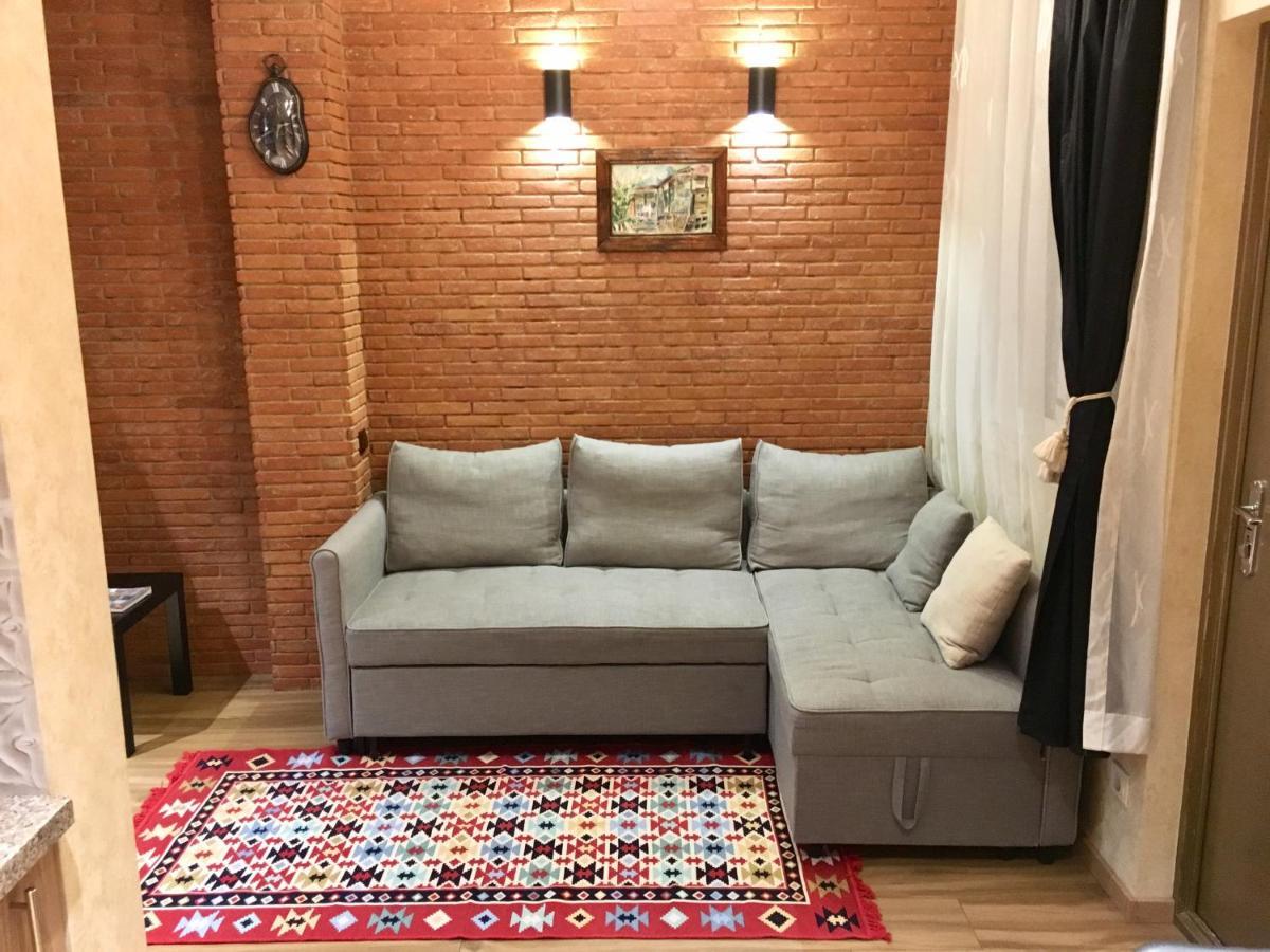 Very Center Of The Old City-Stylish Apartment 第比利斯 外观 照片