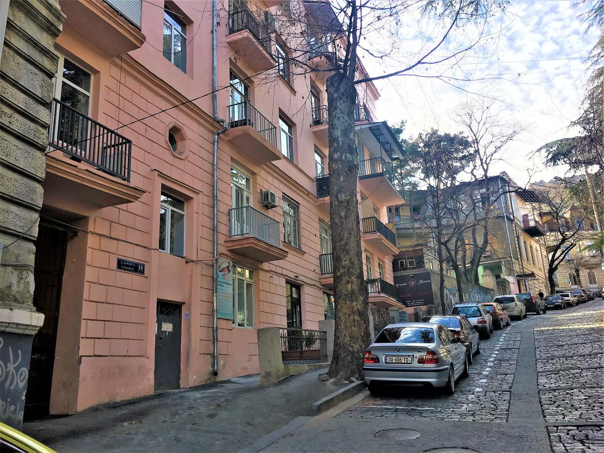Very Center Of The Old City-Stylish Apartment 第比利斯 外观 照片